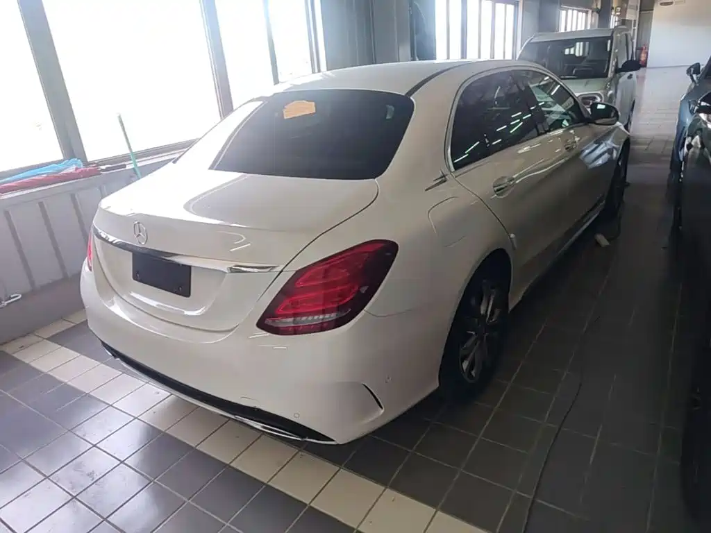 Mercedes-Benz C-Class 2016
