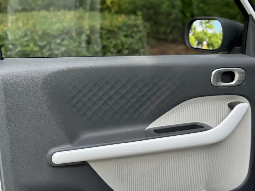 Geely Galaxy Panda 2025 — фото 20