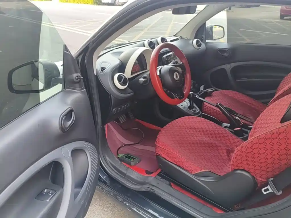 smart fortwo 2016 — фото 16