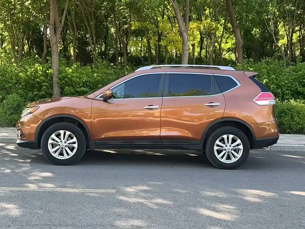 Nissan X-Trail 2015