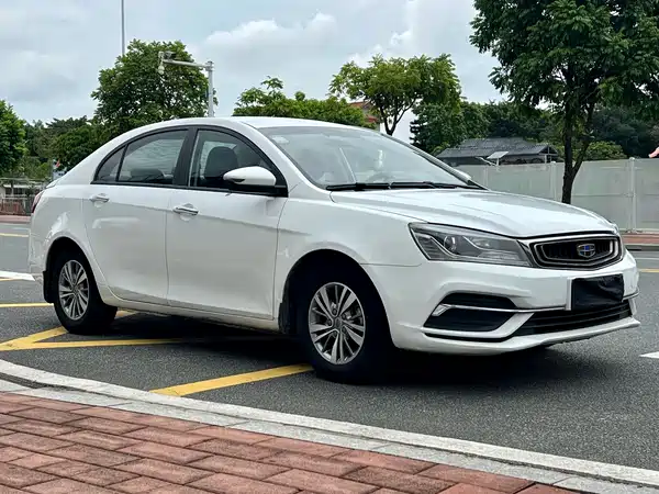 Geely Emgrand 2018