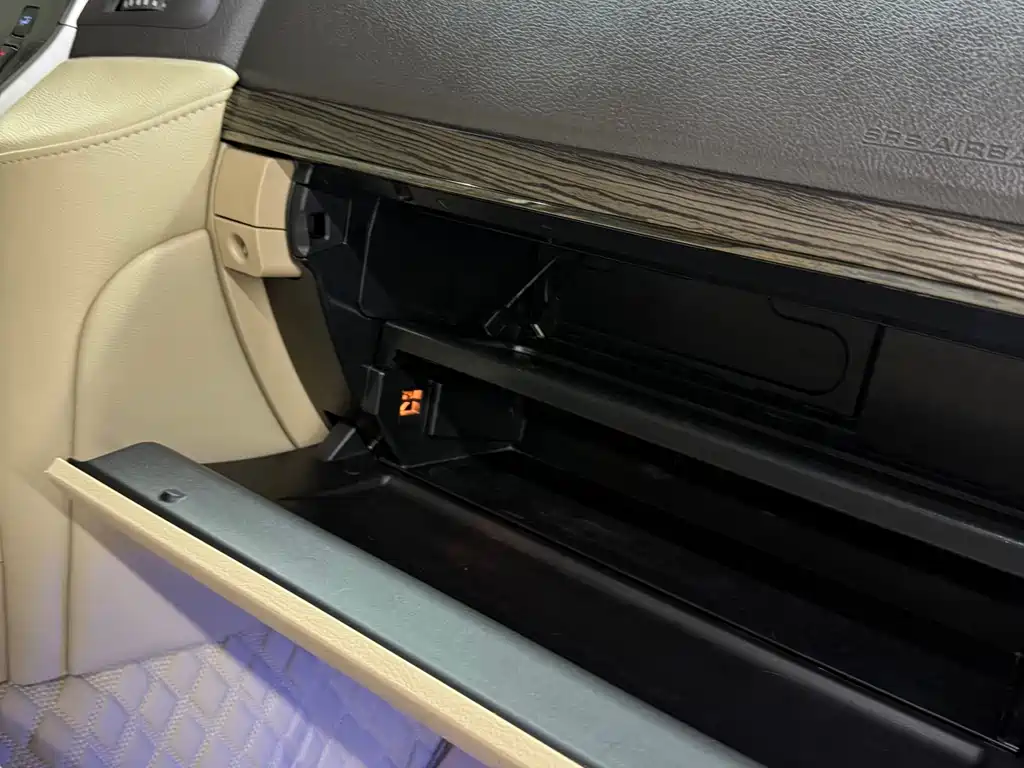 Toyota Land Cruiser 2015 — фото 27