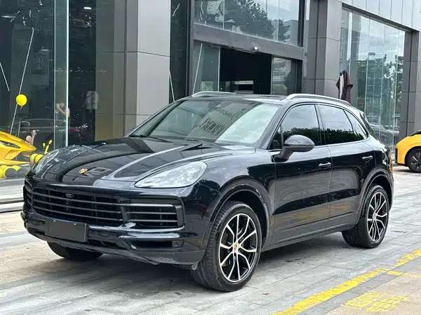 Porsche Cayenne 2023