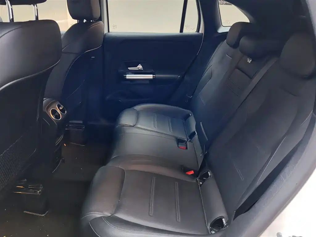 Mercedes-Benz GLA 2021 — фото 16