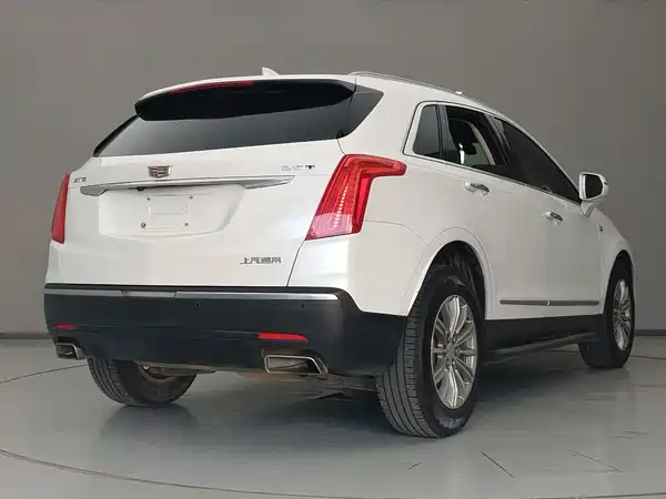 Cadillac XT5 2016