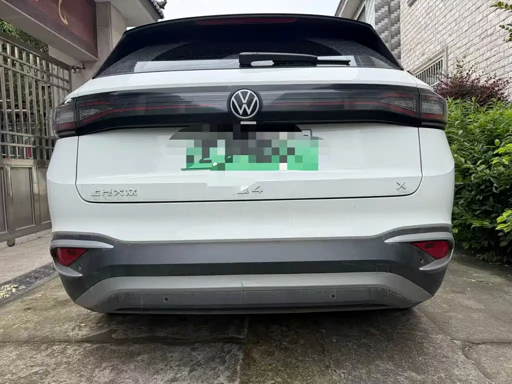Volkswagen ID.4 X 2024