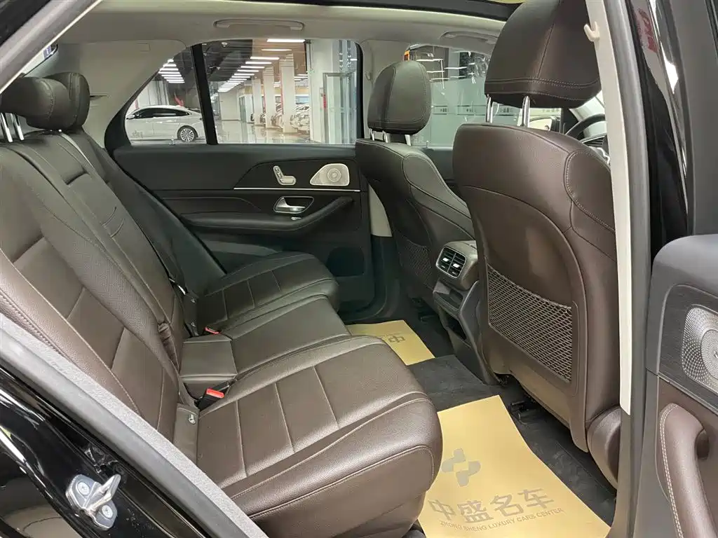 Mercedes-Benz GLE 2020 — фото 15