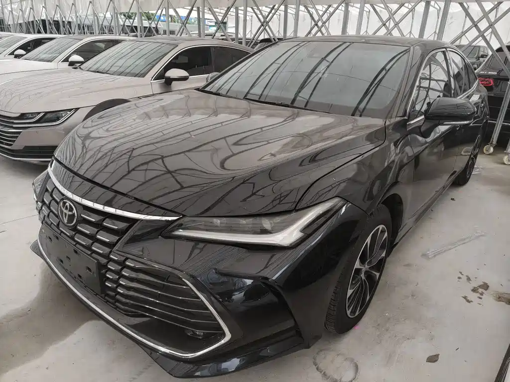 Toyota Avalon 2022 — фото 1