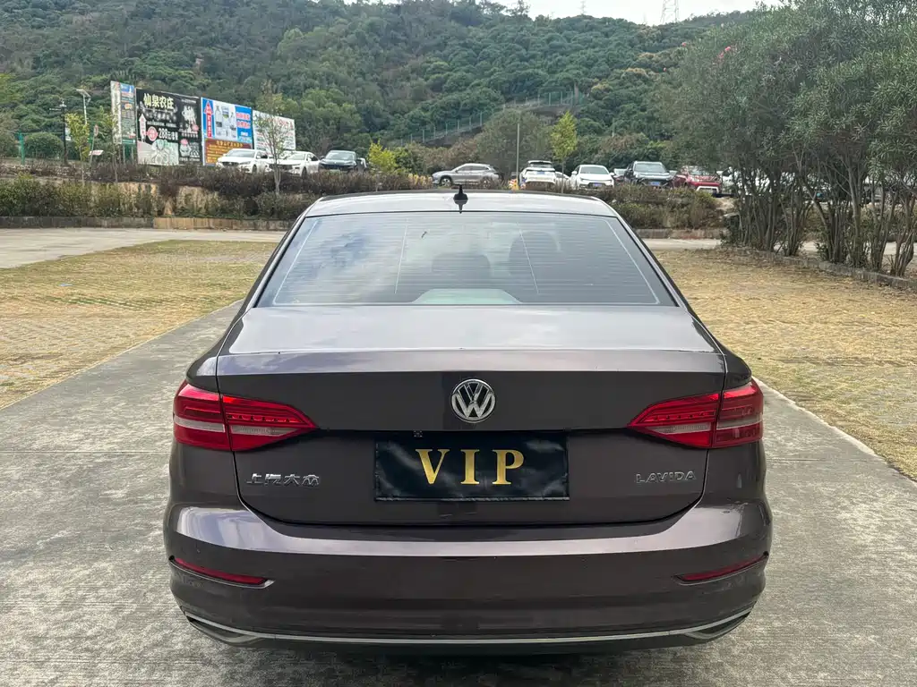 Volkswagen Lavida 2019 — фото 15