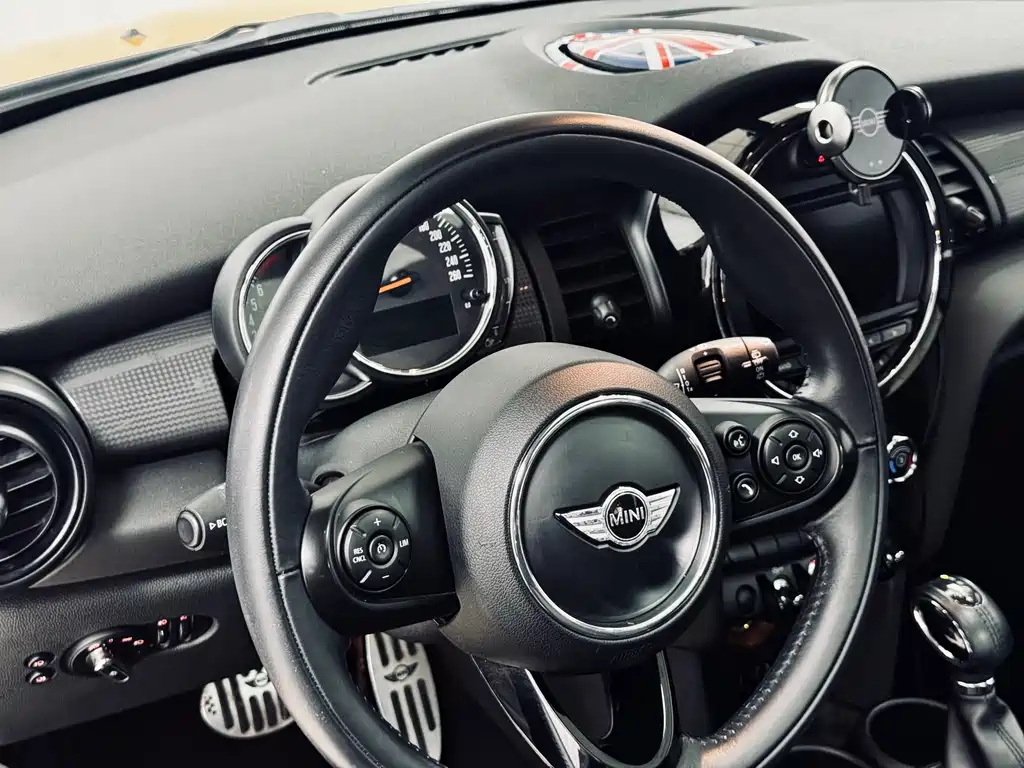 MINI Mini 2018 — фото 10