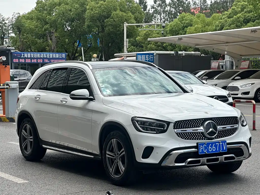 Mercedes-Benz GLC 2021 — фото 17