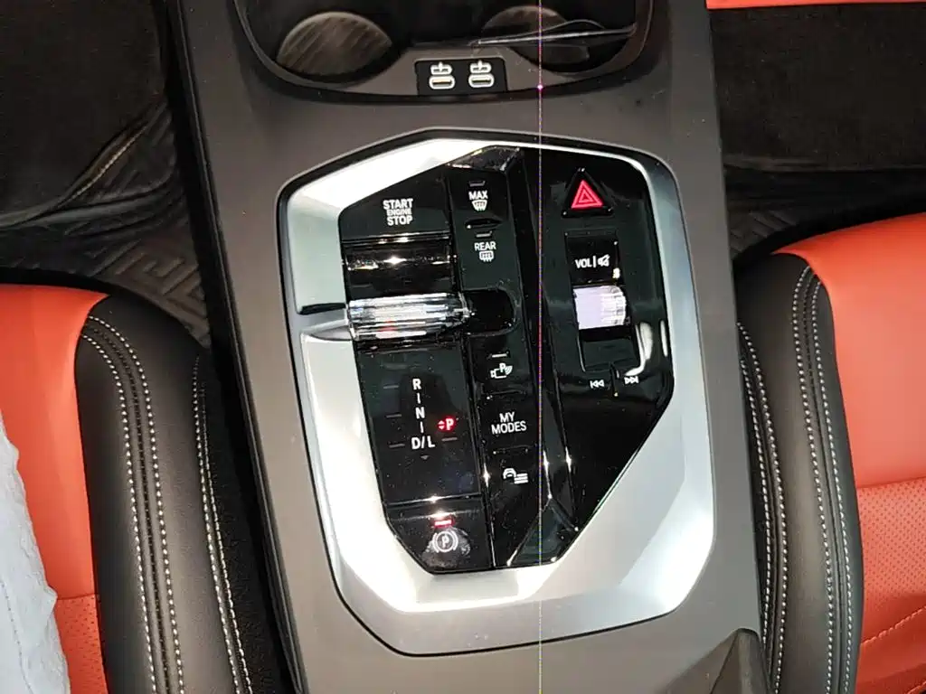BMW 2 Series 2025 — фото 10