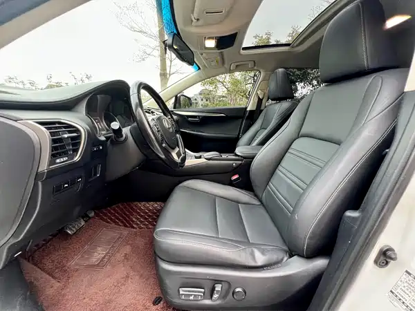 Lexus NX 2015