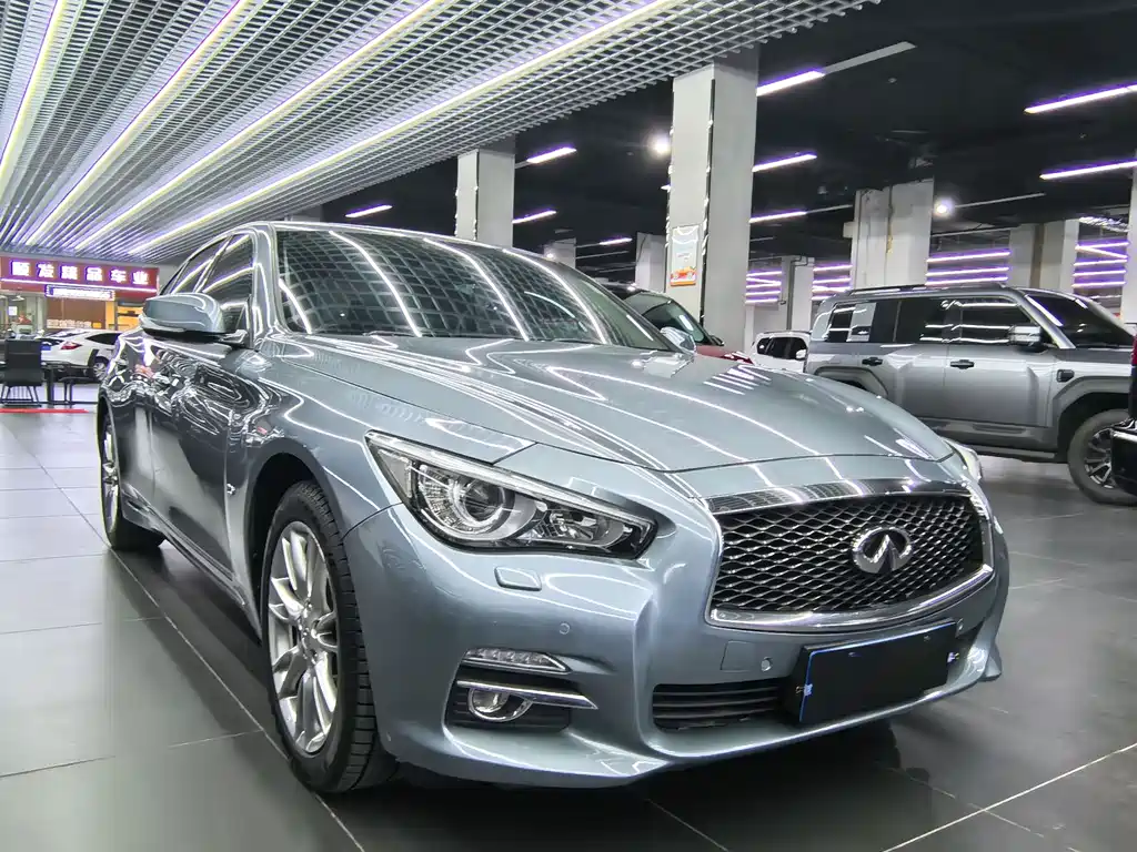 Infiniti Q50L 2017 — фото 1