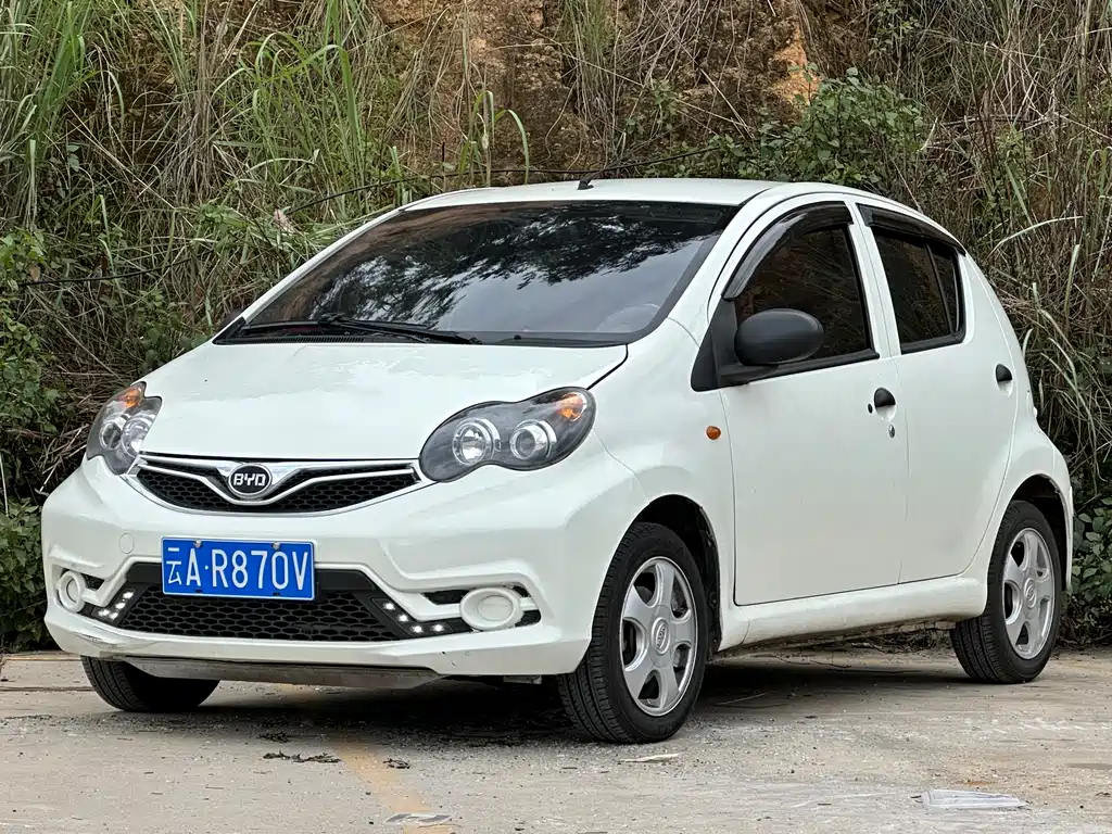 BYD F0 2016