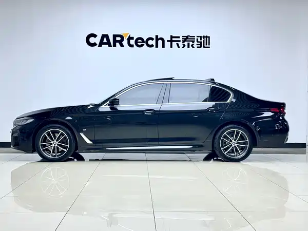 BMW 5 Series 2021