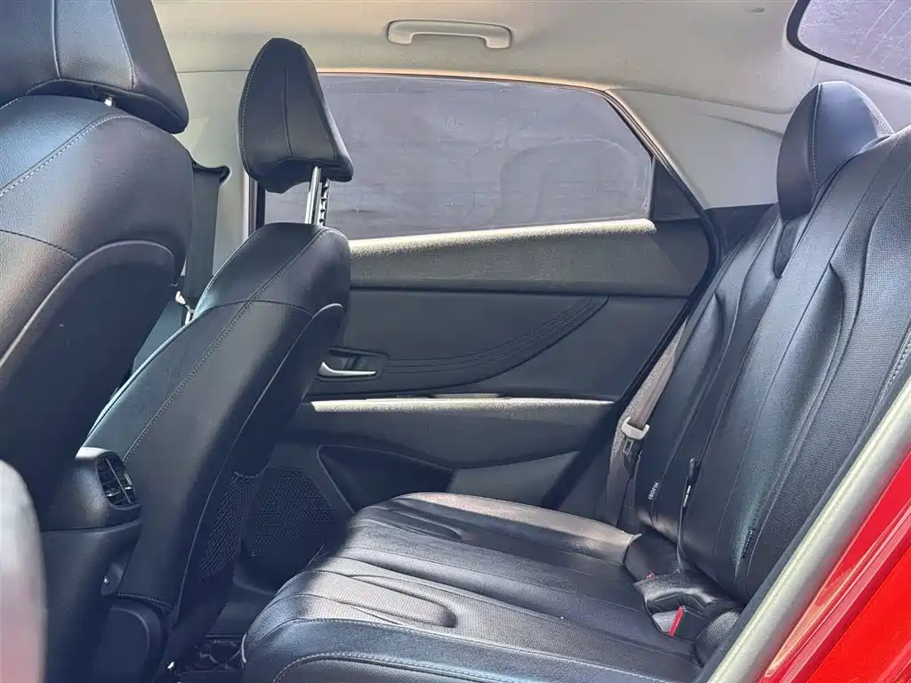 Hyundai Elantra 2023