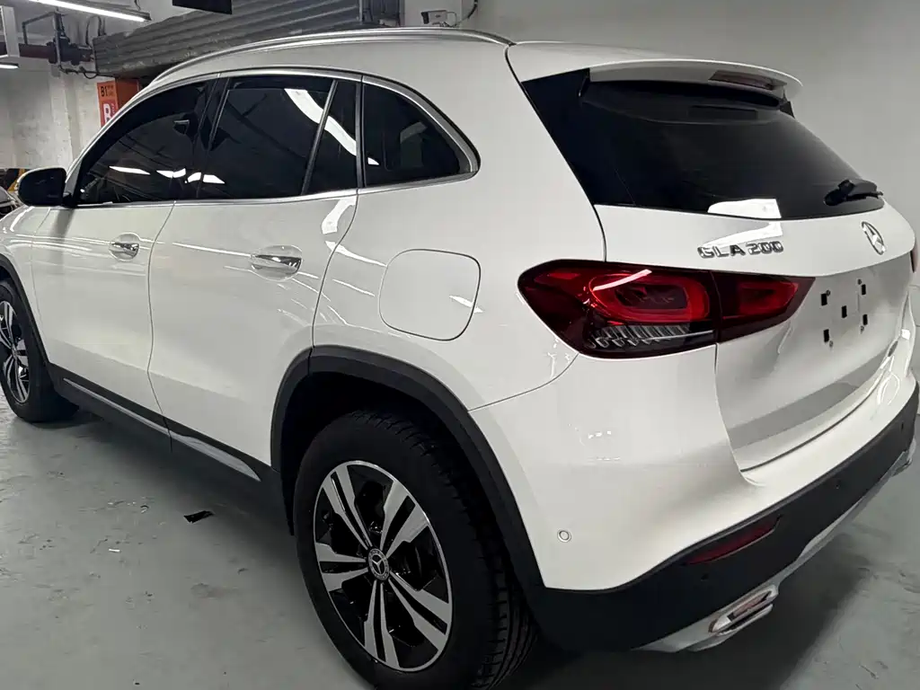 Mercedes-Benz GLA 2021 — фото 15