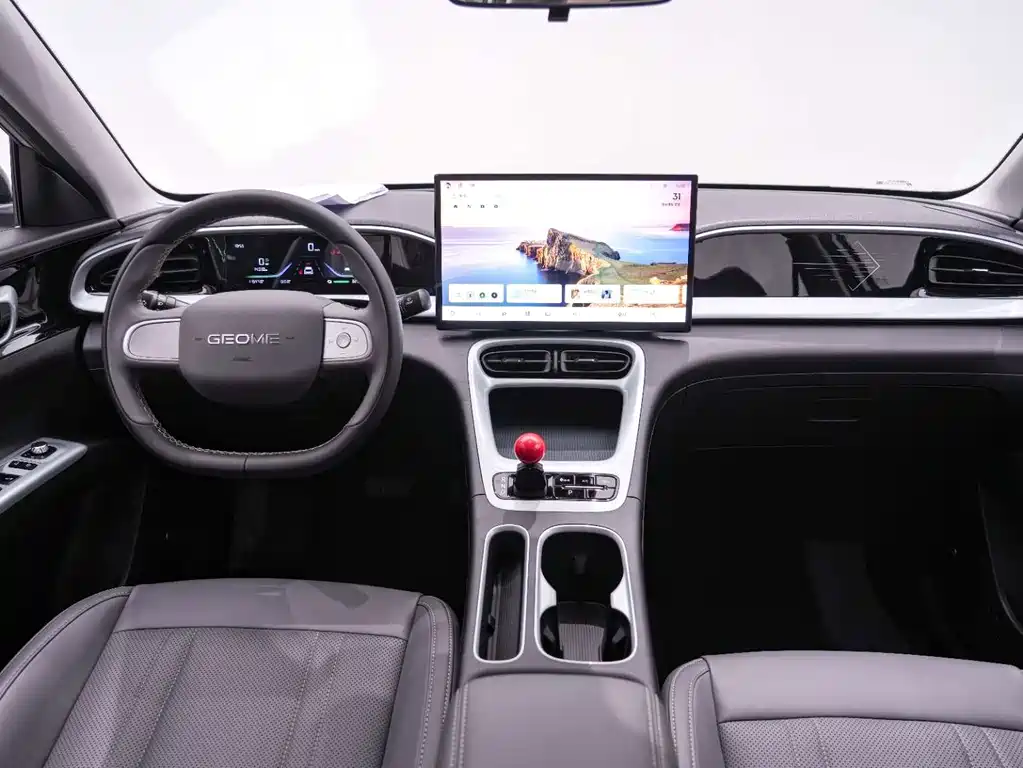 Geely Galaxy Starwish 2025 — фото 17