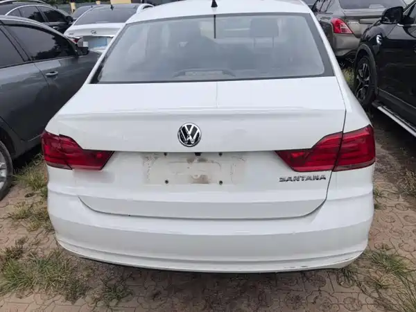 Volkswagen Santana 2021