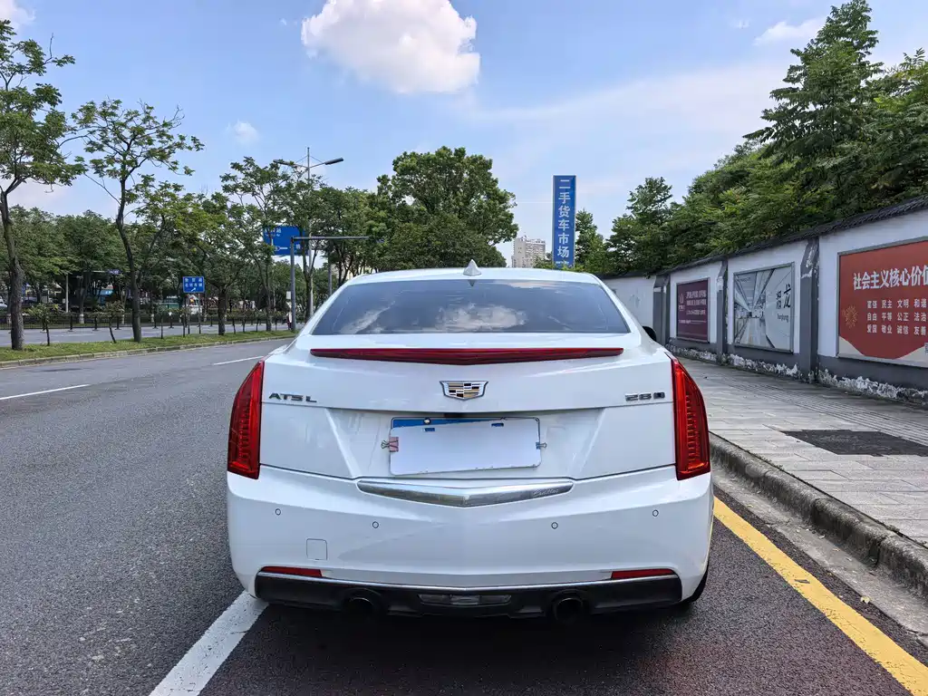 Cadillac ATS-L 2018 — фото 15
