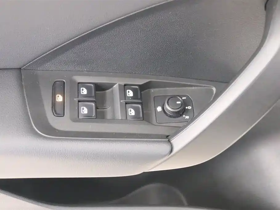 Volkswagen Tharu New Energy 2021 — фото 13