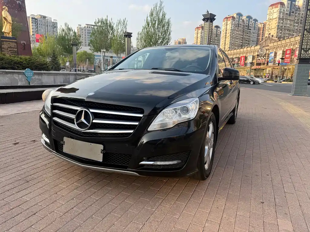 Mercedes-Benz R-Class 2015 — фото 1