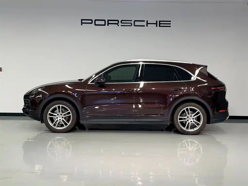 Porsche Cayenne 2019 — фото 4