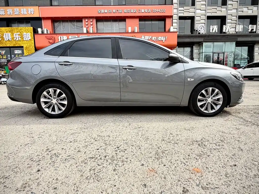 Chevrolet Cruze 2022
