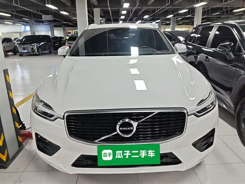 Volvo XC60 2018 — фото 3