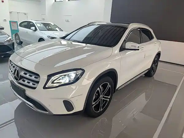 Mercedes-Benz GLA 2018