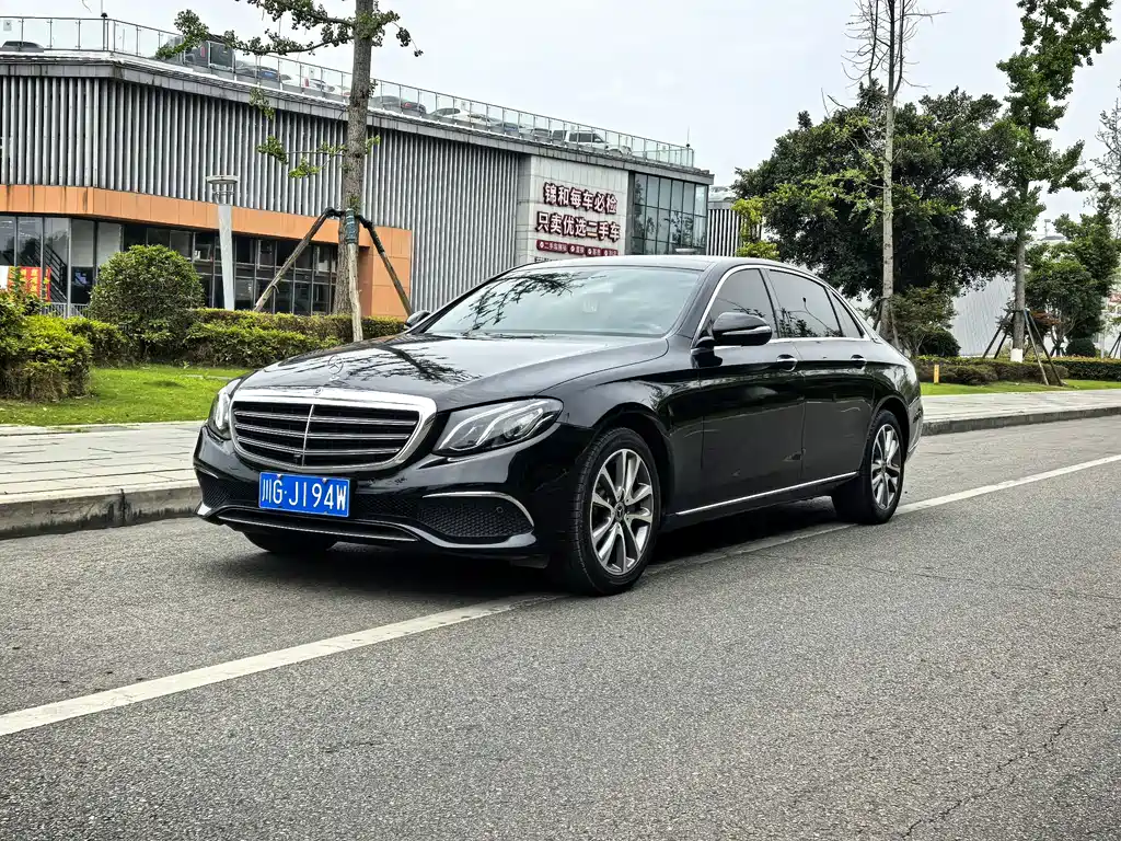 Mercedes-Benz E-Class 2019 — фото 1