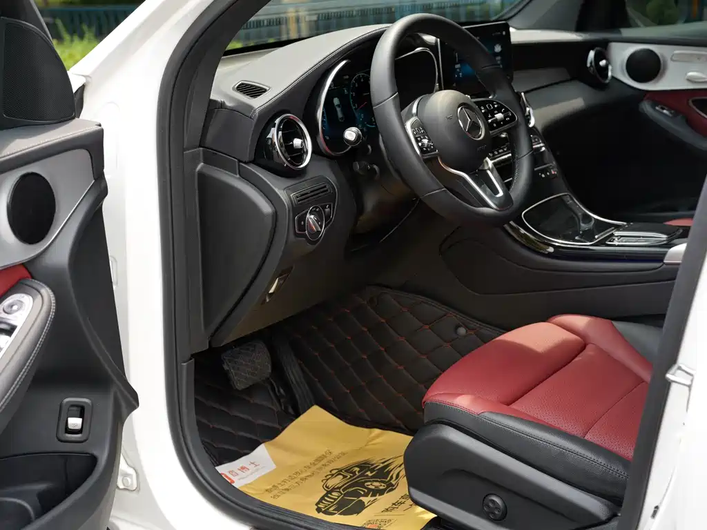 Mercedes-Benz GLC Coupe 2022 — фото 19