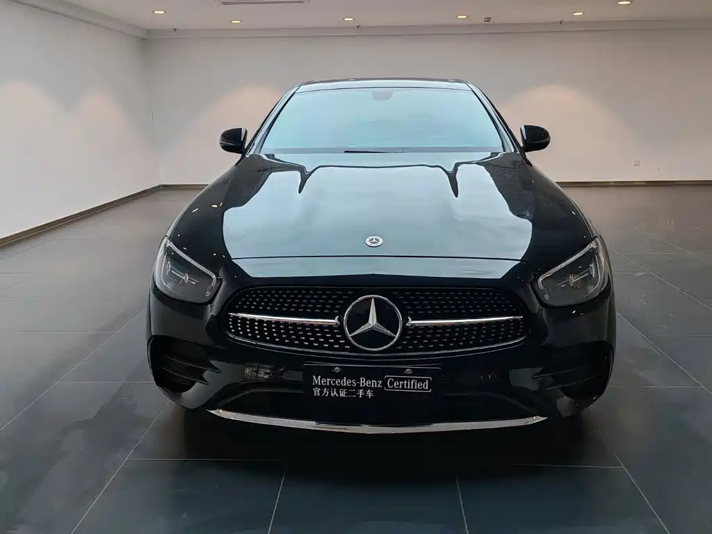 Mercedes-Benz E-Class 2023 — фото 5