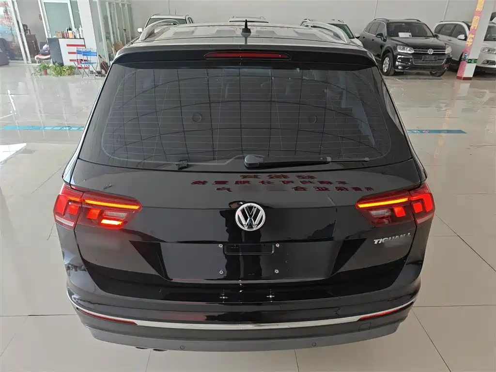 Volkswagen Tiguan L 2019 — фото 6