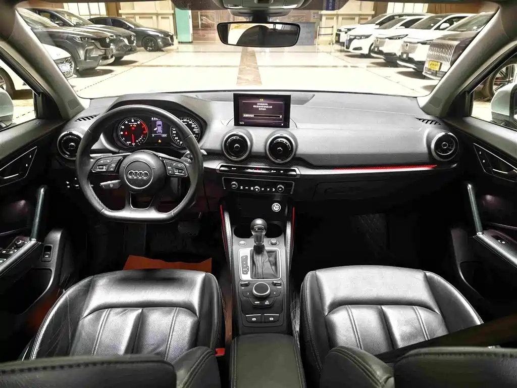 Audi Q2L 2022