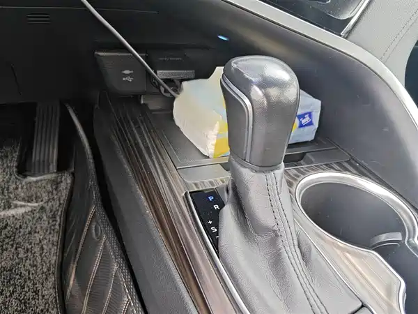 Toyota Camry 2019