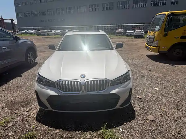 BMW 3 Series 2023