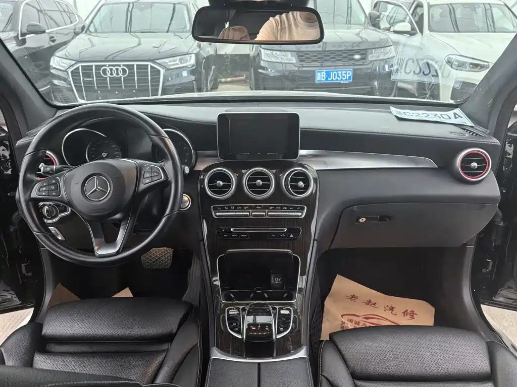 Mercedes-Benz GLC 2019 — фото 22