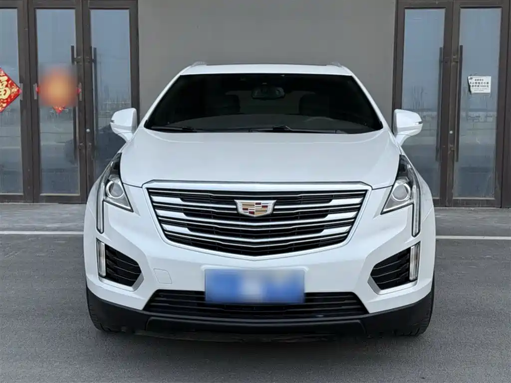 Cadillac XT5 2018 — фото 23