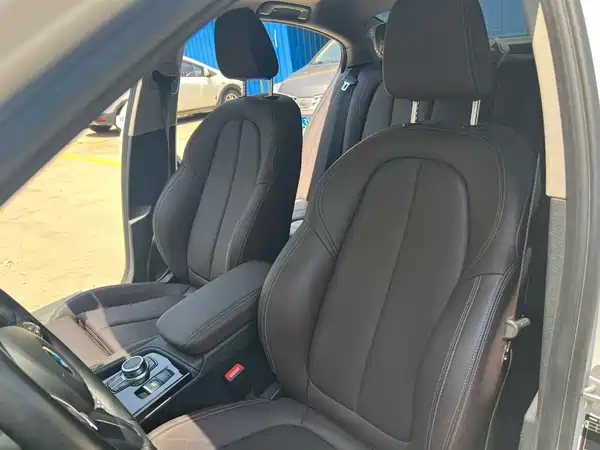 BMW 1 Series 2023
