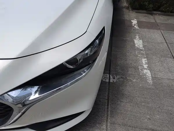 Mazda 3 Axela 2022