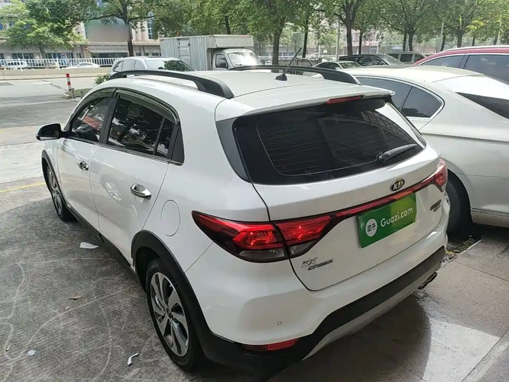 Kia KX Cross 2018 — фото 5