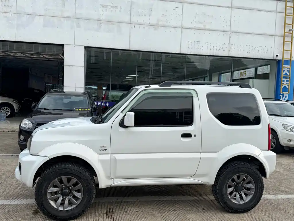 Suzuki Jimny 2015 — фото 2
