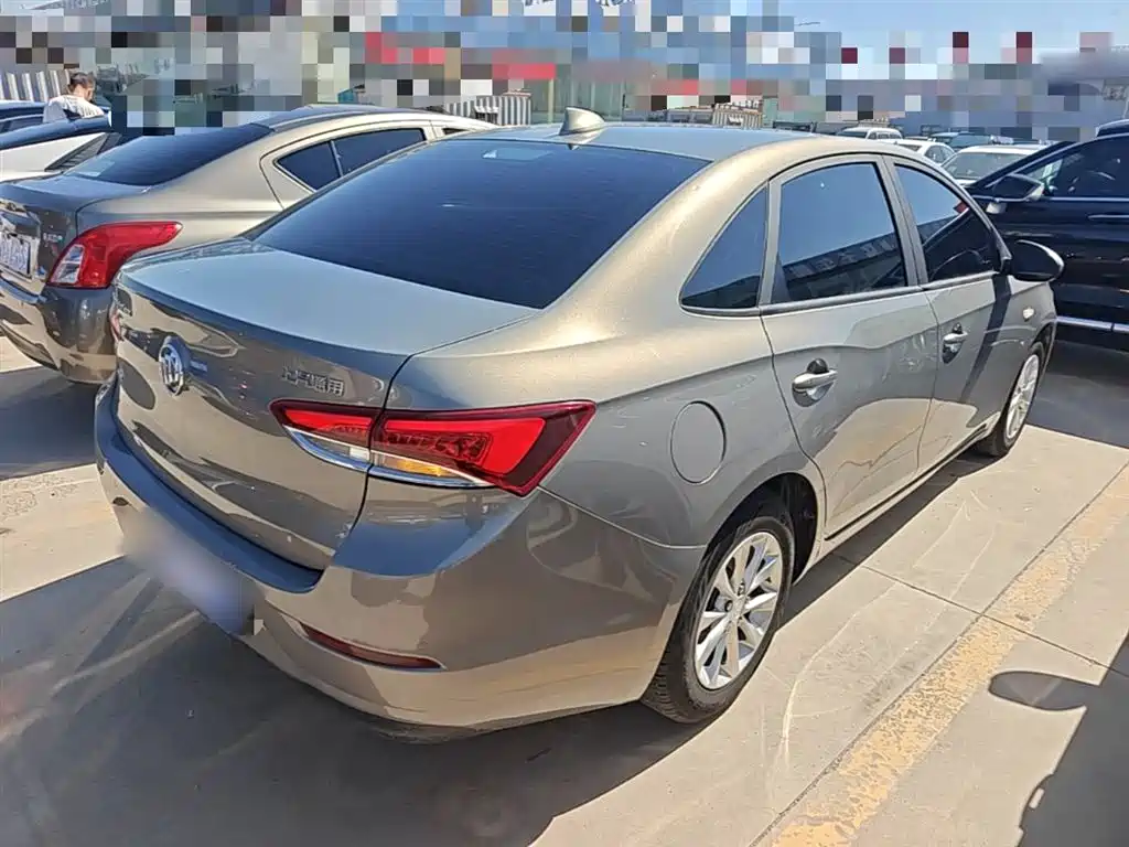 Buick Excelle 2018 — фото 7
