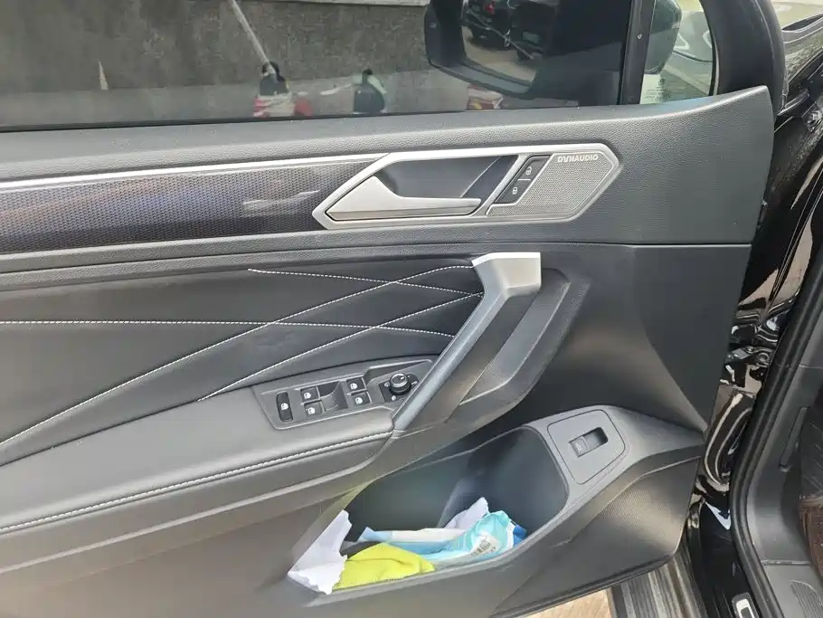 Volkswagen Tiguan L 2024
