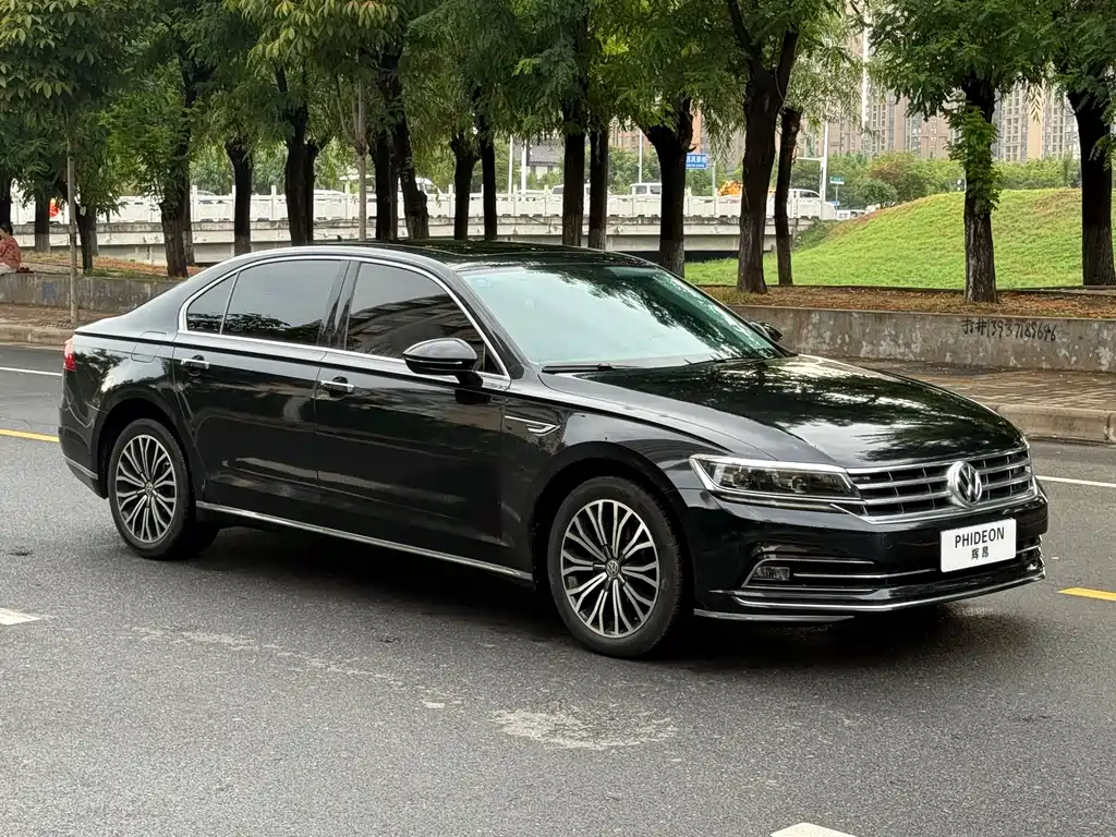 Volkswagen Phideon 2020 — фото 3
