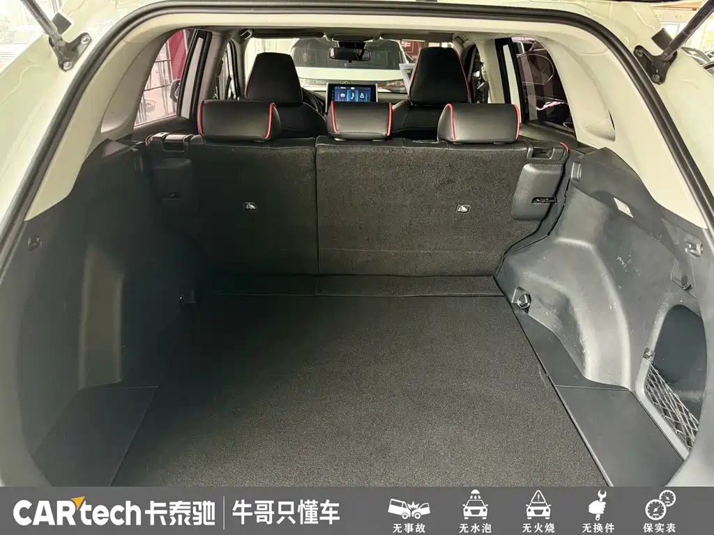 Toyota RAV4 2021 — фото 20