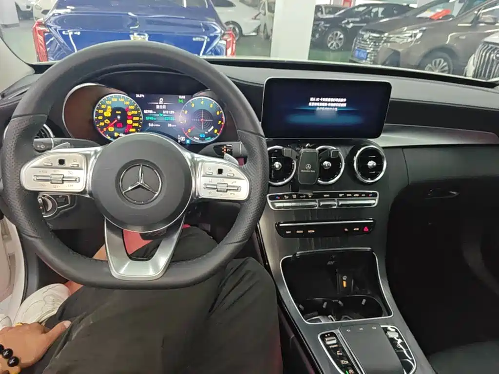 Mercedes-Benz C-Class 2020 — фото 10