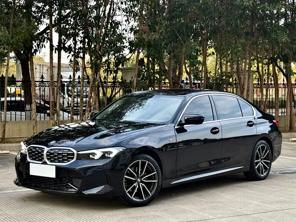 BMW 3 Series 2024